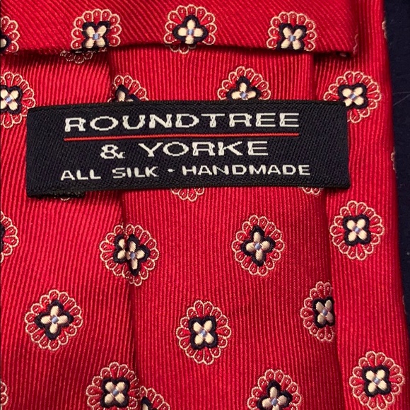 Two Roundtree & Yorke All Silk Handmade Necktie - Picture 5 of 8